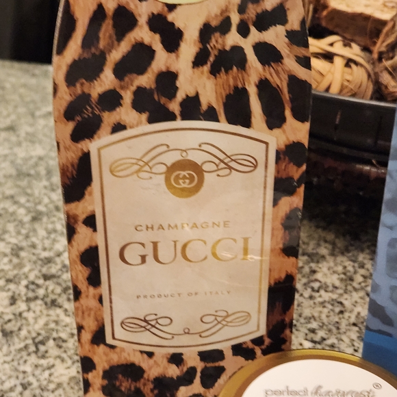 *Low Start* Gift Set Of DermatonePro, Fashion Decor, and Candle - Picture 2 of 5